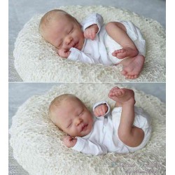 DARREN SLEEPING BY REALBORN®