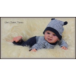 Marty by Iveta Eckertova