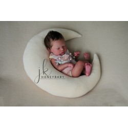 Junis by Sabine Altenkirch