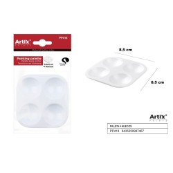 Plastic palette 4 holes 8.5X8.5cm